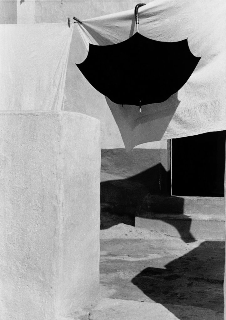 Carlos Perez Siquier. La Chanca, Almería, 1957.© Carlos Pérez Siquier