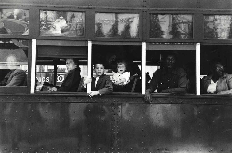 Robert Frank, Tram. New Orleans, 1955 © Robert Frank Foundation, da The Americans