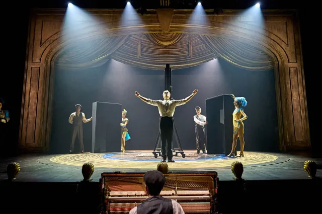 Hadley Fraser and the cast of Magic