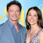Hugh Jackman, elegante uscita di coppia alla premiere di Sheep Detectives