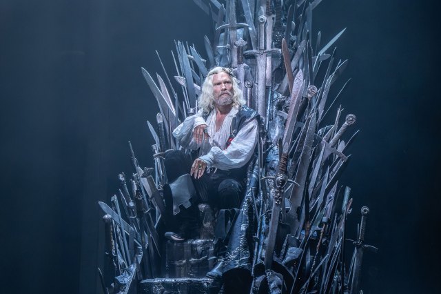 Game of Thrones: Lo spettacolo The Mad King pubblica foto di scena