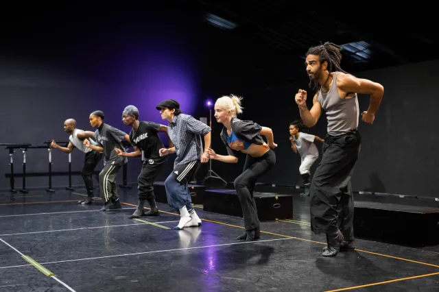 Darius Drooh, Monique Jonas, Nahum Mclean, Hugo Bragg, Leila Wright, Lukas Hunt In The Brown Suite rehearsals, (c) Mark Senior The BrownSuite