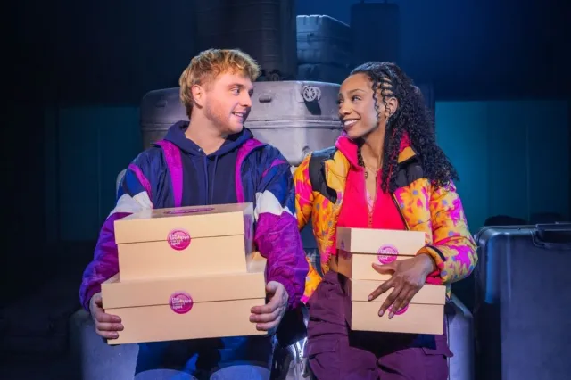 Due Sconosciuti (Portare una torta attraverso New York) annunciano la data di chiusura a Broadway