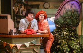Il piccolo negozio degli orrori al Hope Mill Theatre – Recensione