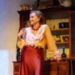 La casa delle ciliegie con Kristin Scott Thomas: recensione di un revival West End brillante e tagliente